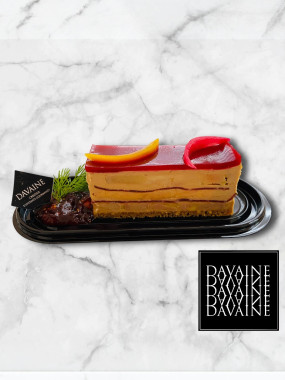Opéra de foie gras viande des grisons, gelée framboise