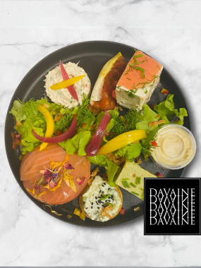 L'assiette gourmande façon Davaine saumon fumé , saint jacques, Lucullus et foie gras 