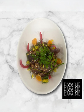 Tataki de thon rouge, graines de sésame