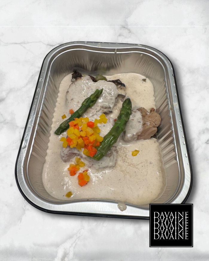 pomme de ris de veau dorée, écrevisses, légumes, crème de bisque